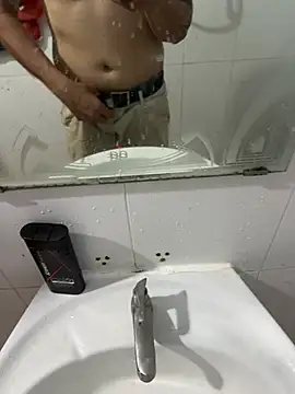 Ngoclinh555 online show from 04-25-26, 10:29