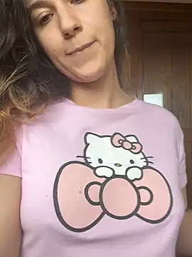 joanaguerreiru online show from 06-14-26, 05:36