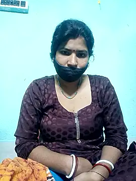 Snapshot of Monisha9876 chatting on 01-17-26, 01:53 Monisha9876 online show from 01-17-26, 01:53