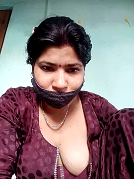 Snapshot of Monisha9876 chatting on 02-07-26, 01:46 Monisha9876 online show from 02-07-26, 01:46