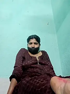 Snapshot of Monisha9876 chatting on 03-03-26, 12:17 Monisha9876 online show from 03-03-26, 12:17