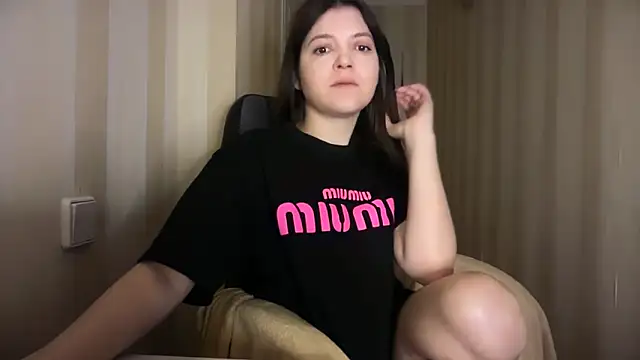 Snapshot of Victoriadaily chatting on 01-06-26, 10:58 Victoriadaily online show from 01-06-26, 10:58