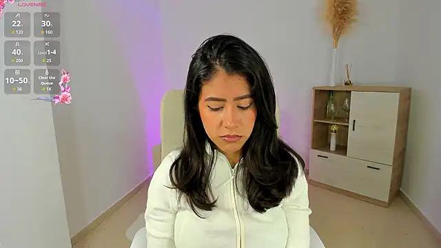 Sussan Monroe online show from 02-11-26, 08:58