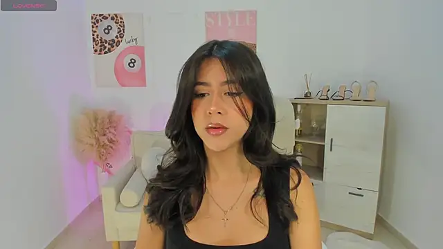 Sussan Monroe online show from 04-21-26, 08:21