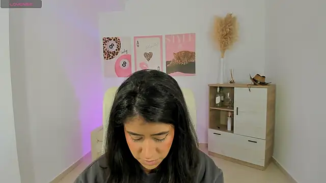 Sussan Monroe online show from 02-22-26, 10:06