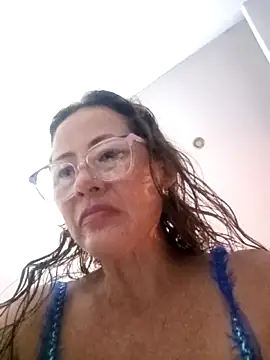 Snapshot of Salome_69 chatting on 06-15-26, 01:39 Salome 69 online show from 06-15-26, 01:39