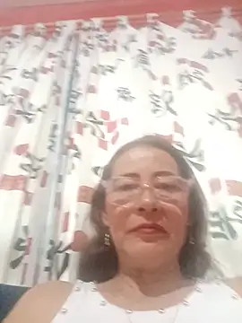Snapshot of Salome_69 chatting on 05-30-26, 02:12 Salome 69 online show from 05-30-26, 02:12