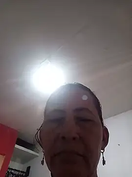 Snapshot of Salome_69 chatting on 06-02-26, 02:06 Salome 69 online show from 06-02-26, 02:06