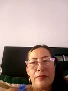 Snapshot of Salome_69 chatting on 04-29-26, 08:15 Salome 69 online show from 04-29-26, 08:15