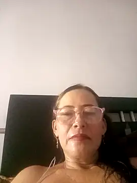Snapshot of Salome_69 chatting on 05-04-26, 01:25 Salome 69 online show from 05-04-26, 01:25