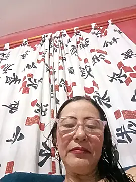 Snapshot of Salome_69 chatting on 07-08-26, 10:43 Salome 69 online show from 07-08-26, 10:43