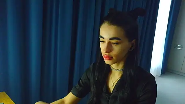 Snapshot of Vlada_Elfie chatting on 03-03-26, 02:35 Vlada Elfie online show from 03-03-26, 02:35