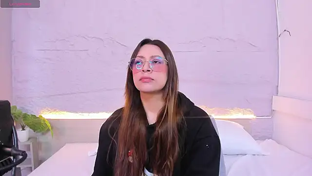 lanna 18  online show from 01-15-26, 11:46