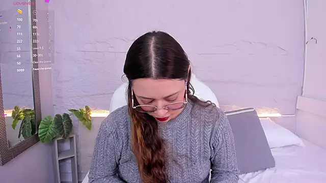 lanna 18  online show from 05-06-26, 11:58