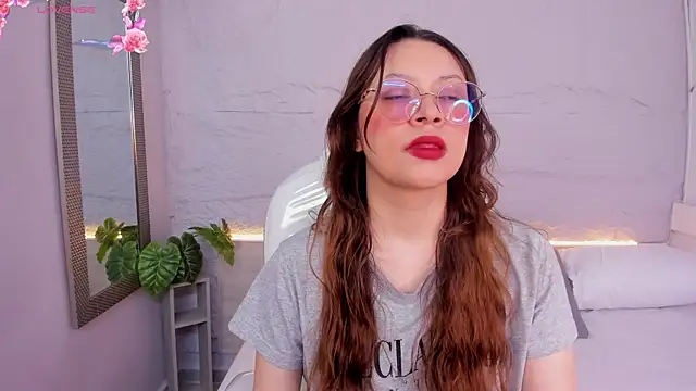 lanna 18  online show from 05-12-26, 11:49
