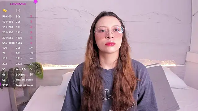 lanna 18  online show from 03-04-26, 11:40