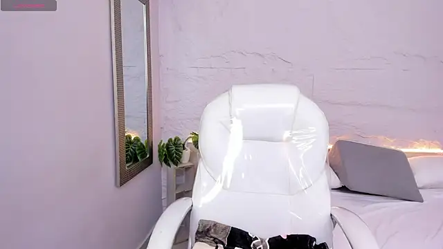 lanna 18  online show from 07-11-26, 11:43