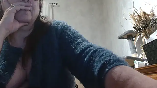 xmyriamx online show from 01-16-26, 07:51