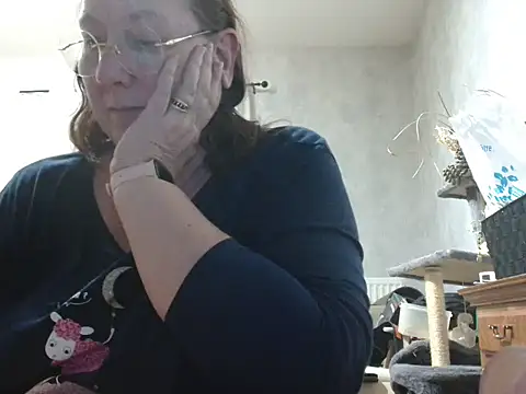 xmyriamx online show from 03-02-26, 07:54