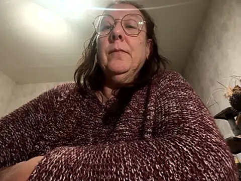 Snapshot of xmyriamx chatting on 01-06-26, 08:46 xmyriamx online show from 01-06-26, 08:46