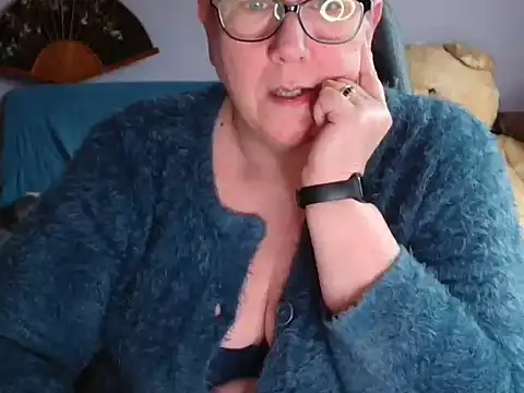 xmyriamx online show from 02-22-26, 09:33