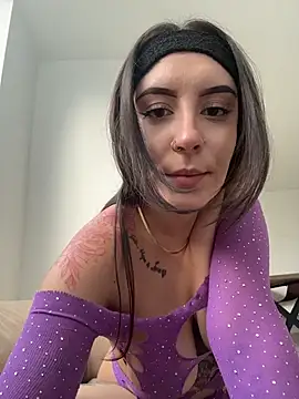 alesziarose  online show from 01-07-26, 10:48