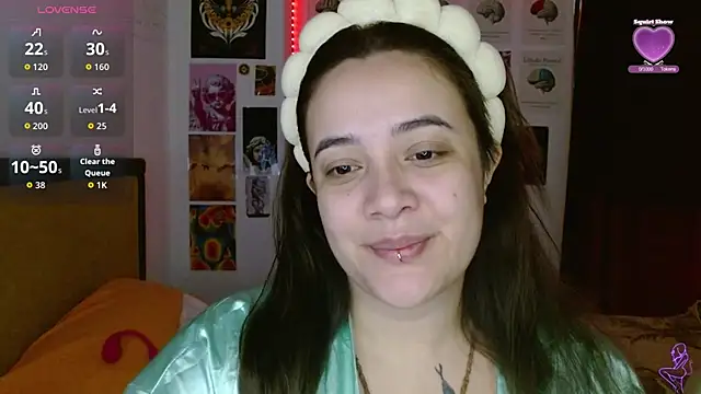 Snapshot of Nova-Satela chatting on 05-04-26, 01:14 Nova-Satela online show from 05-04-26, 01:14