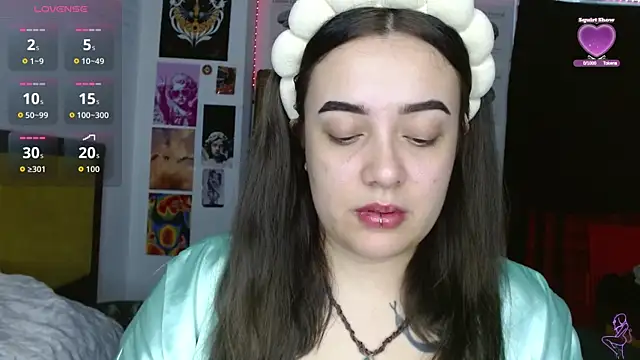 Snapshot of Nova-Satela chatting on 05-12-26, 05:19 Nova-Satela online show from 05-12-26, 05:19