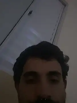 Snapshot of vinihfeh chatting on 04-24-26, 09:00 vinihfeh online show from 04-24-26, 09:00