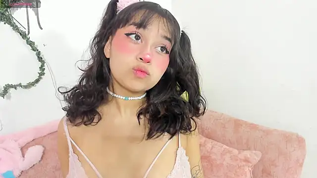 Snapshot of little_dolly3 chatting on 03-03-26, 06:42 little dolly3 online show from 03-03-26, 06:42