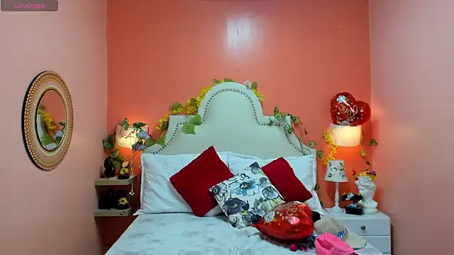 Dalila Najjar  online show from 04-14-26, 02:33