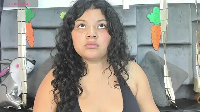 Jessica Beltrann online show from 04-02-26, 07:53