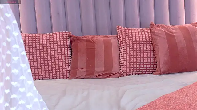 AmberStonne   online show from 04-01-26, 02:57