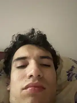 Snapshot of Luxezayn chatting on 01-15-26, 04:16 Luxezayn online show from 01-15-26, 04:16