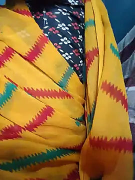 Snapshot of Queen_chayna chatting on 06-02-26, 02:44 Queen chayna online show from 06-02-26, 02:44