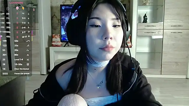 Snapshot of AprilOnilll chatting on 02-21-26, 01:46 AprilOnilll online show from 02-21-26, 01:46