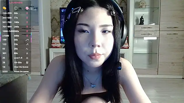 Snapshot of AprilOnilll chatting on 02-20-26, 12:07 AprilOnilll online show from 02-20-26, 12:07