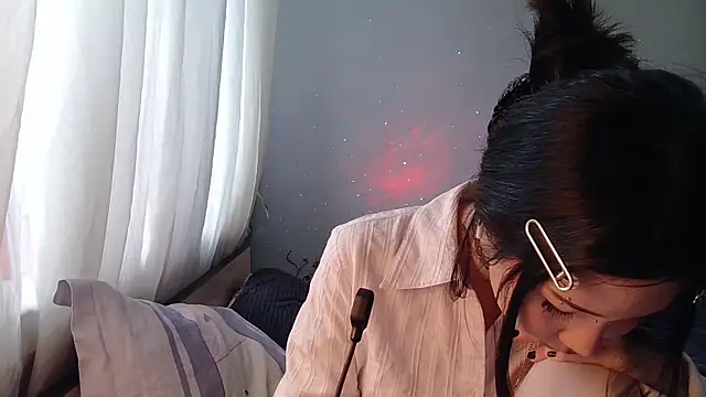 AprilOnilll online show from 01-07-26, 07:35