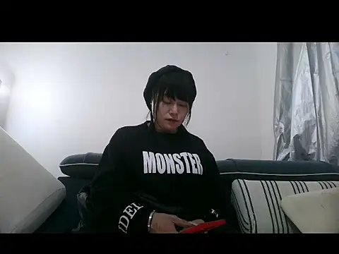 Snapshot of gml050226 chatting on 01-08-26, 03:18 gml050226 online show from 01-08-26, 03:18