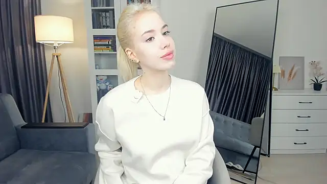 beauty cutiepie online show from 01-08-26, 07:25