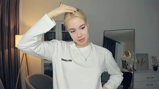 beauty cutiepie online show from 01-10-26, 07:58