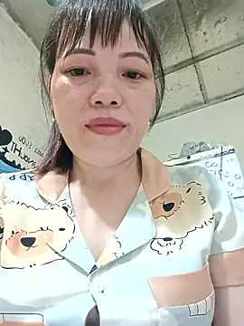Snapshot of Sana-vn chatting on 06-19-26, 05:41 Sana-vn online show from 06-19-26, 05:41