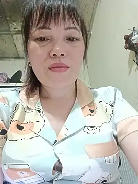 Snapshot of Sana-vn chatting on 06-11-26, 03:20 Sana-vn online show from 06-11-26, 03:20