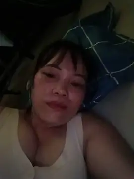 Snapshot of Sana-vn chatting on 06-23-26, 05:27 Sana-vn online show from 06-23-26, 05:27