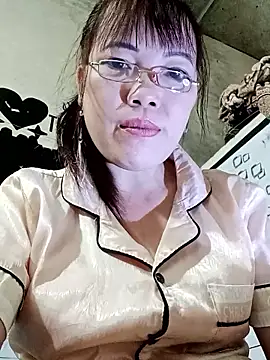 Snapshot of Sana-vn chatting on 01-14-26, 02:20 Sana-vn online show from 01-14-26, 02:20