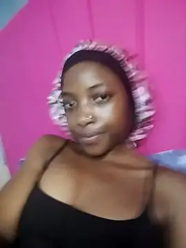 Snapshot of smily_sophia chatting on 03-19-26, 05:57 smily sophia online show from 03-19-26, 05:57
