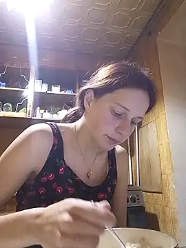 Lily Viola online show from 06-04-26, 05:39