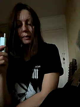 Snapshot of Titana999 chatting on 01-07-26, 06:51 Titana999 online show from 01-07-26, 06:51