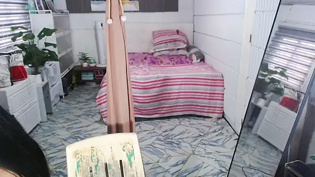 Snapshot of MShealthyCumTS69 chatting on 02-18-26, 05:27 MShealthyCumTS69 online show from 02-18-26, 05:27