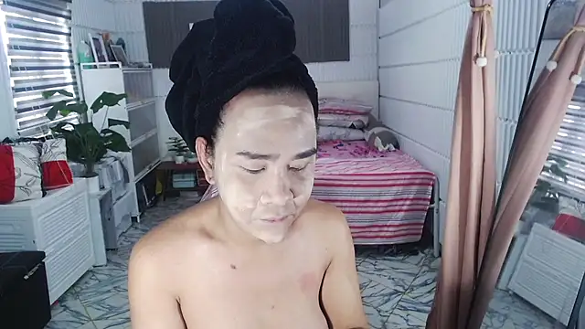 Snapshot of MShealthyCumTS69 chatting on 02-17-26, 05:05 MShealthyCumTS69 online show from 02-17-26, 05:05